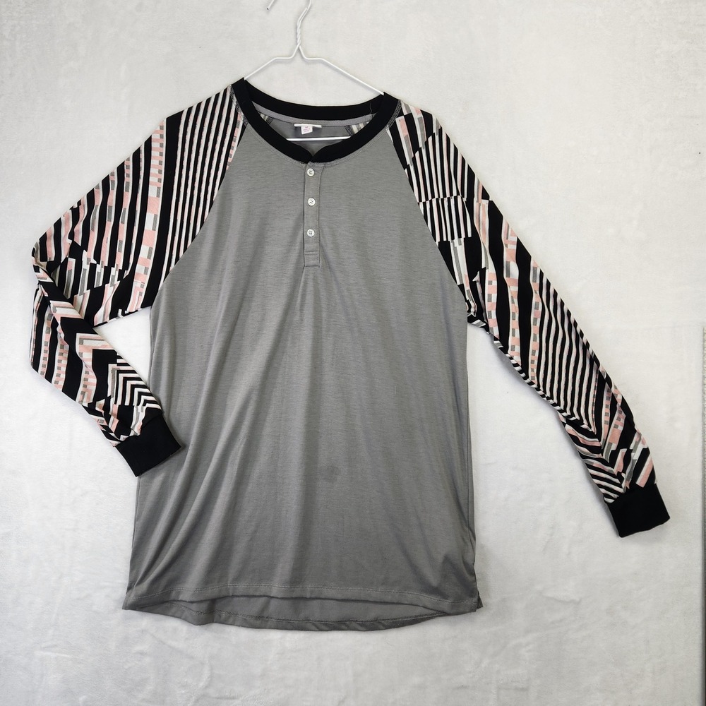 LuLaRoe Men Raglan Long Sleeve Henley Shirt Gray Geometric‎ Print Size Medium